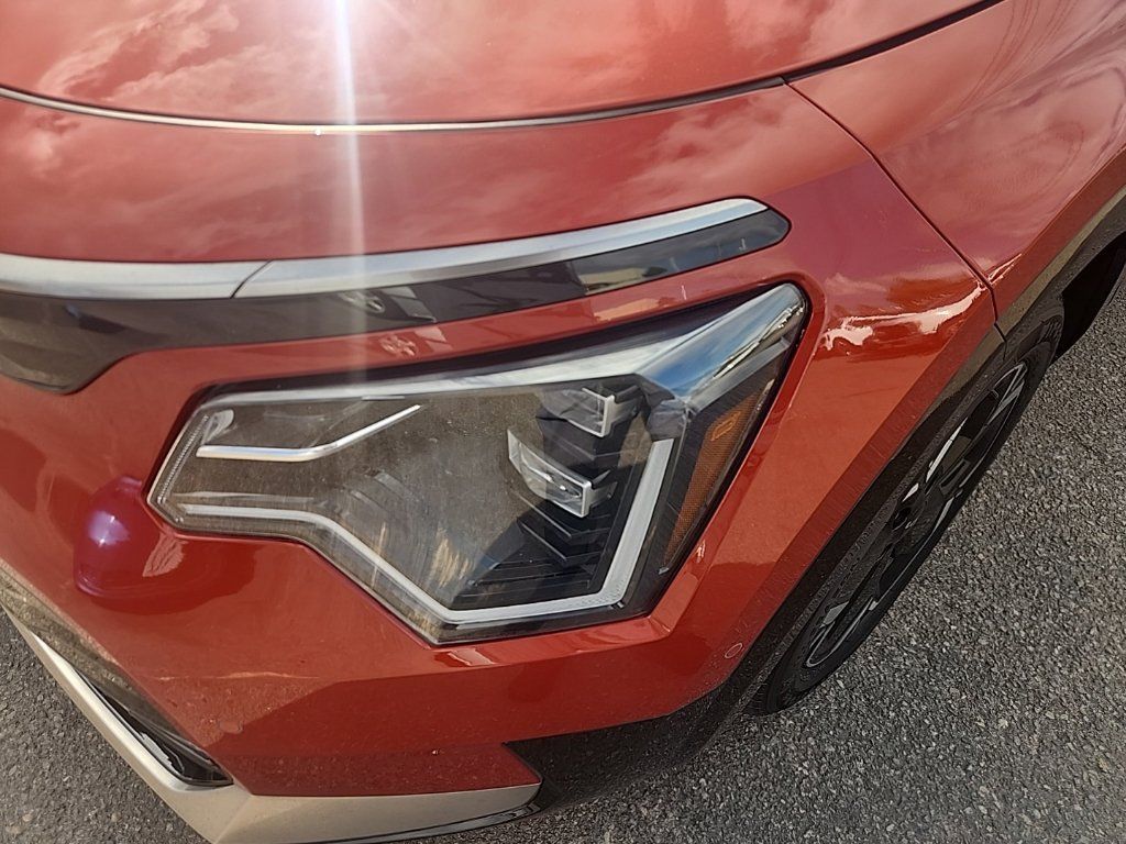 Certified 2023 Kia Niro Wave FWD image 6