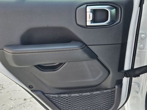 New 2026 Jeep Gladiator Sport image 21