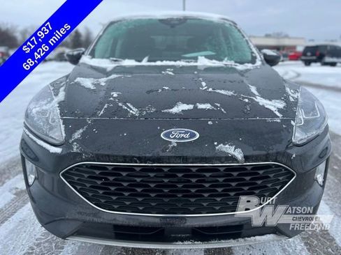 Used 2022 Ford Escape SEL w/ Class II Trailer Tow Package image 9