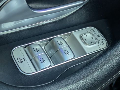 Used 2024 Mercedes-Benz GLE 350 4MATIC image 23