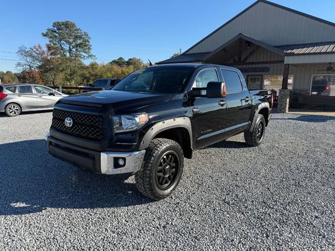 Used 2017 Toyota Tundra SR5 image 7