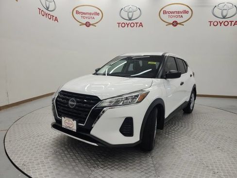 Used 2024 Nissan Kicks S FWD image 2