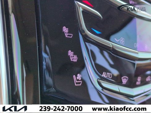 Used 2016 Cadillac Escalade Platinum image 26