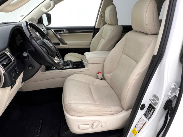 Used 2020 Lexus GX 460 Premium w/ Premium Package AWD/4WD image 12