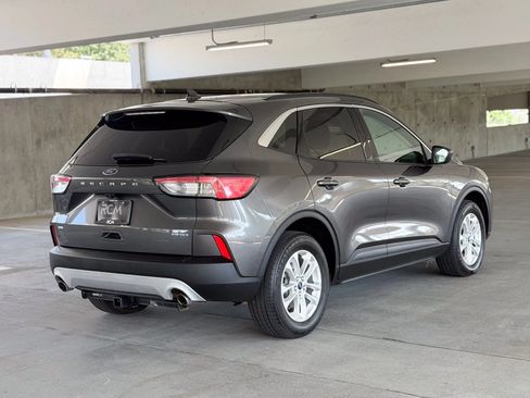 Used 2020 Ford Escape SE AWD/4WD image 5