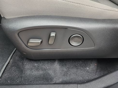 New 2026 GMC Acadia Elevation FWD image 17