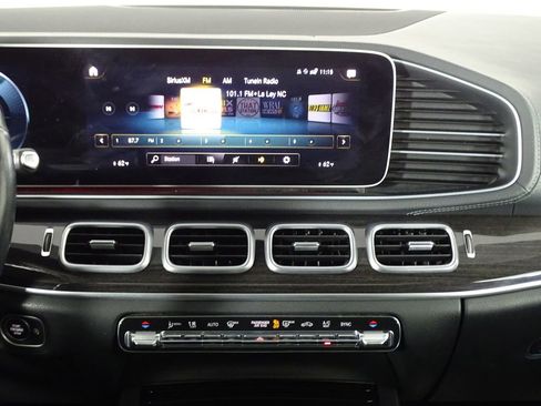 Used 2020 Mercedes-Benz GLS 450 4MATIC image 33