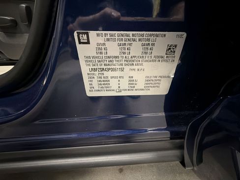 Used 2023 Buick Envision Avenir image 34