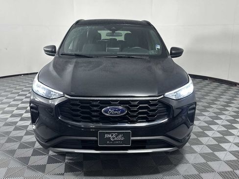 Used 2025 Ford Escape ST-Line image 2