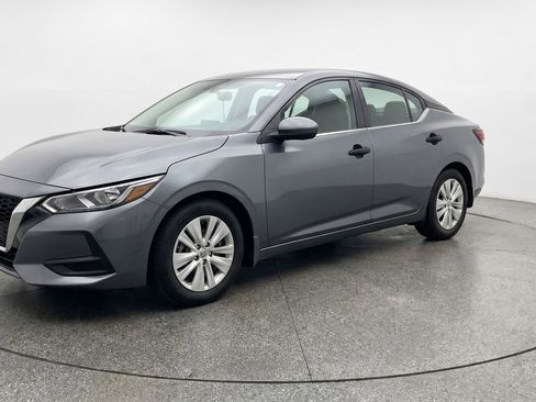 Used 2024 Nissan Sentra S FWD image 3