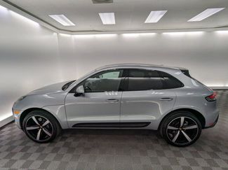 Certified 2025 Porsche Macan video 2