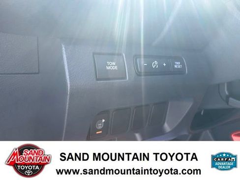 Used 2025 Nissan Frontier PRO-4X w/ Interior Protection Package AWD/4WD image 15