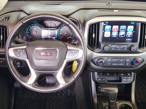 Certified 2018 GMC Canyon SLT w/ Driver Alert Package image 27