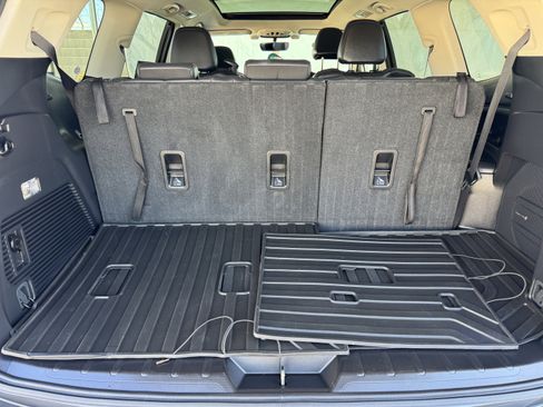 Used 2022 Subaru Ascent Limited w/ Technology Package image 20