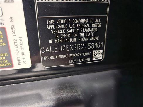 Used 2024 Land Rover Defender 110 S image 24