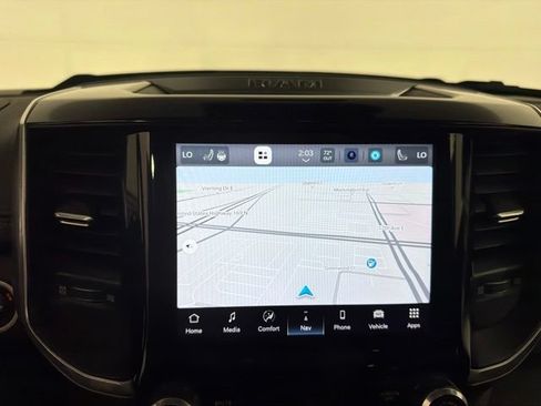Used 2022 RAM 1500 Laramie AWD/4WD image 20