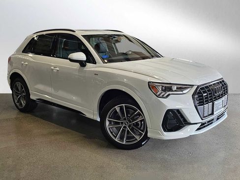 New 2025 Audi Q3 2.0T Premium image 1