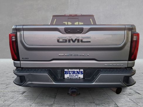 Used 2024 GMC Sierra 2500 Denali Ultimate w/ Snow Plow Prep/Camper Package image 9