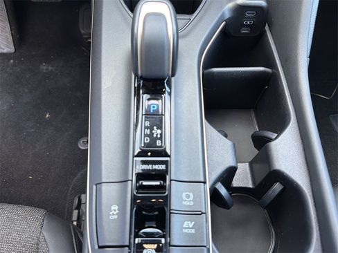 Used 2023 Toyota Crown image 33