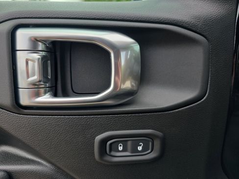 New 2026 Jeep Wrangler Sport AWD/4WD image 26