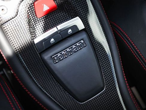 Certified 2011 Ferrari 458 Italia Coupe RWD image 36