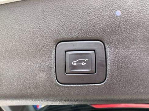 Used 2023 Chevrolet TrailBlazer ACTIV w/ Sun and Liftgate Package AWD/4WD image 26