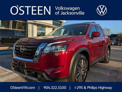 Used 2024 Nissan Pathfinder SL w/ SL Premium Package