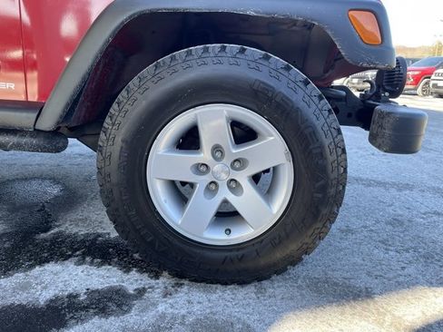 Used 2006 Jeep Wrangler X image 26