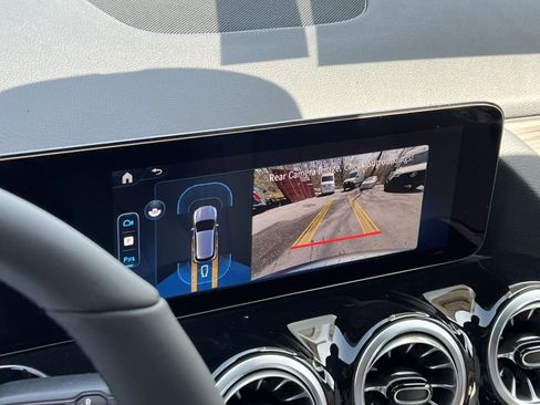 New 2026 Mercedes-Benz GLA 250 4MATIC image 17