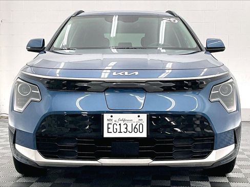 Used 2025 Kia Niro Wind image 2