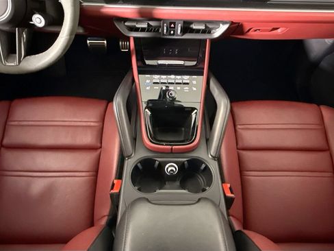 Certified 2024 Porsche Cayenne S AWD/4WD image 16
