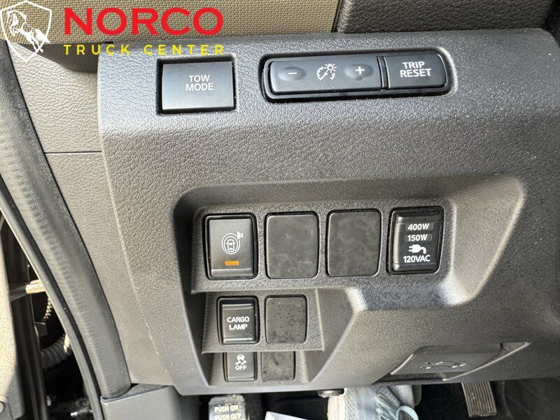 Used 2022 Nissan Frontier SV RWD image 23