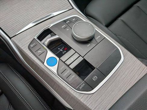 Used 2025 BMW i4 eDrive40 RWD image 16