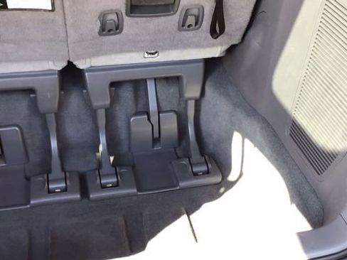 Used 2020 Toyota Sienna XLE image 11