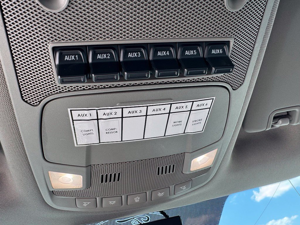 Used 2019 Ford F550 4x4 Regular Cab Super Duty image 35