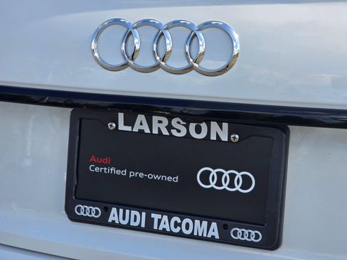 Certified 2025 Audi Q5 2.0T Premium w/ Convenience Plus Package AWD/4WD image 33