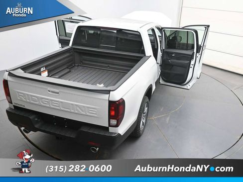 New 2026 Honda Ridgeline RTL image 36