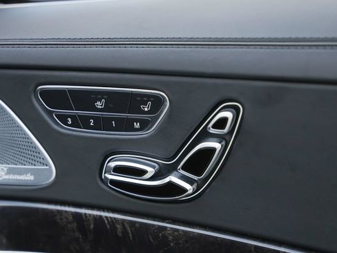 Used 2017 Mercedes-Benz S 63 AMG 4MATIC Sedan image 22