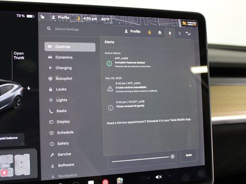 Used 2020 Tesla Model 3 Standard Range Plus image 11