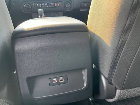 Used 2026 Nissan Frontier PRO-4X AWD/4WD image 23