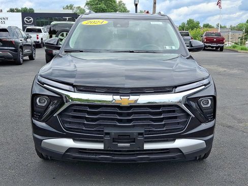 Used 2024 Chevrolet TrailBlazer LT AWD/4WD image 2
