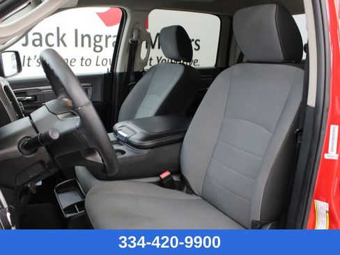 Used 2022 RAM 1500 Classic SLT image 12