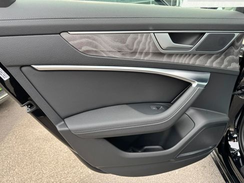 Used 2025 Audi A6 Premium Plus w/ Premium Plus Package image 16