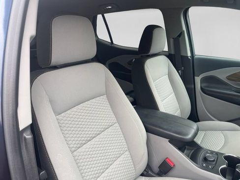 Used 2018 GMC Terrain SLE w/ Driver Convenience Package FWD image 17