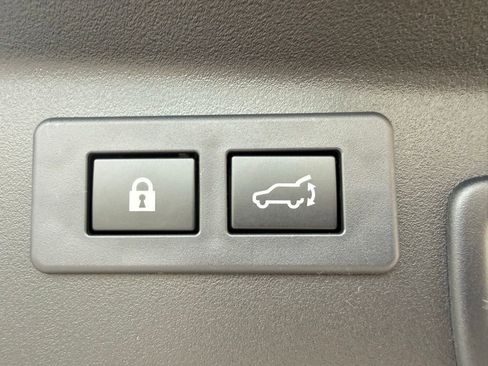 New 2026 Subaru Outback Premium image 31