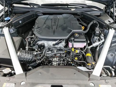 Used 2026 Genesis G70 2.5T Prestige RWD image 12
