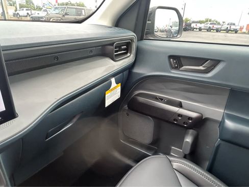 New 2026 Ford Maverick Lariat w/ Black Appearance Package AWD/4WD image 60