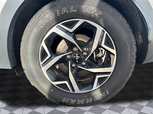 Used 2023 Kia Sportage LX image 21