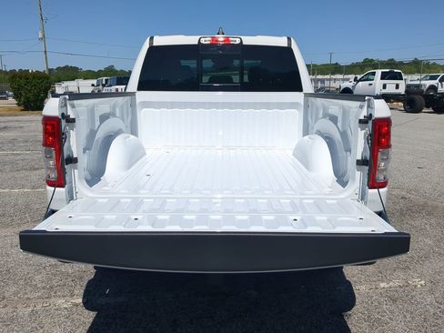 Certified 2024 RAM 1500 Big Horn RWD image 11