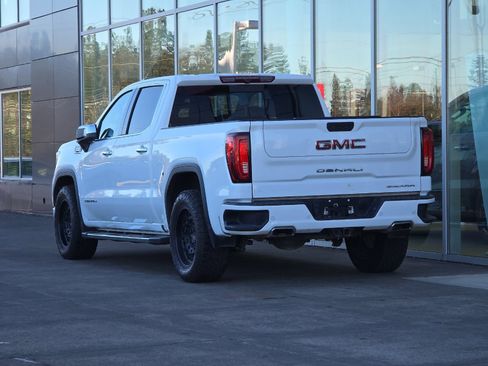 Used 2022 GMC Sierra 1500 Denali image 5